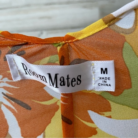 NWT Hawaiian Floral Tassel Kimono Medium - Picture 7 of 8